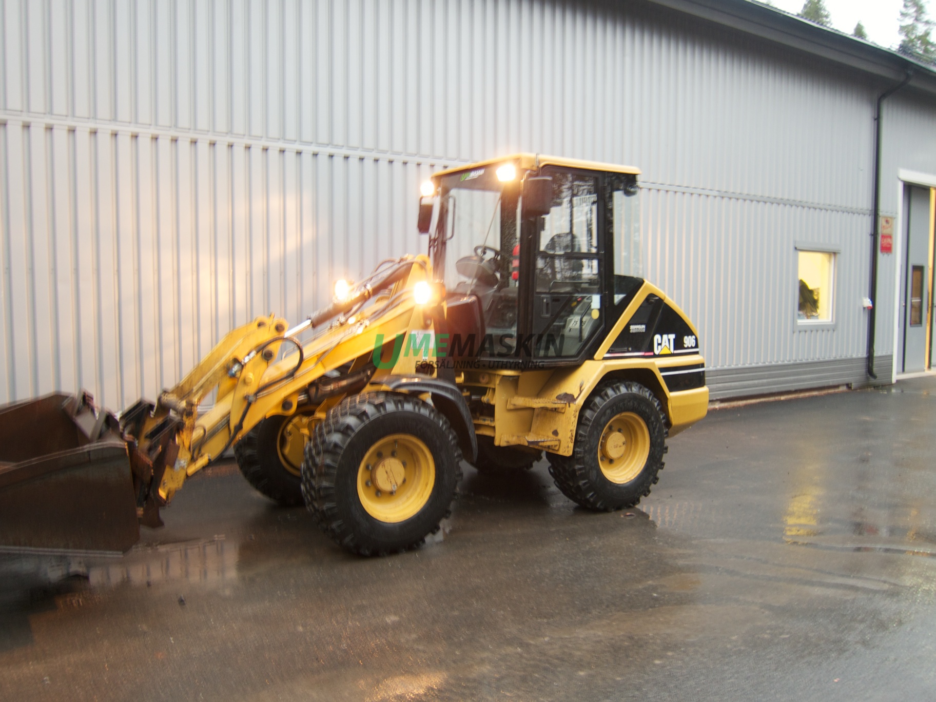 Cat 906 -99