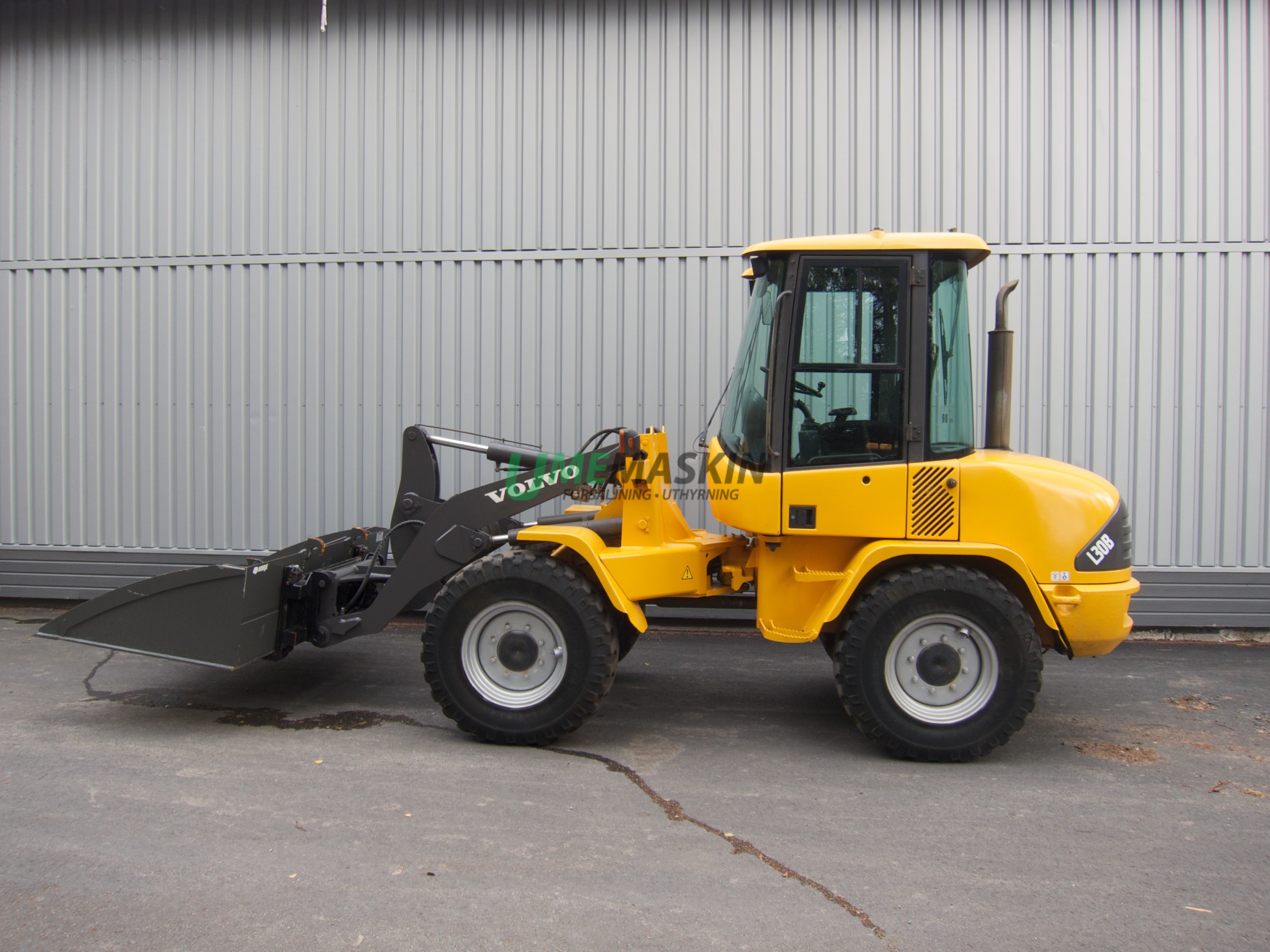Volvo L30B -02