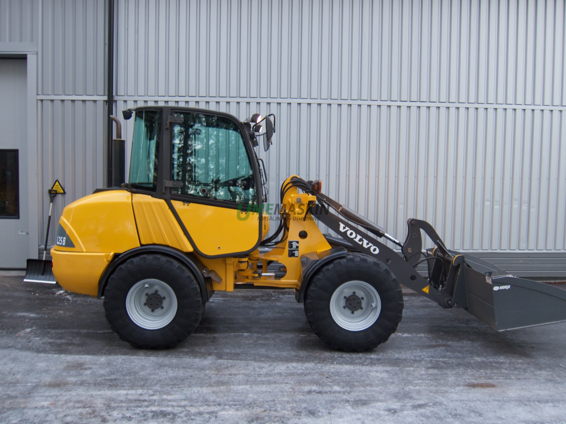 Volvo L25B -06