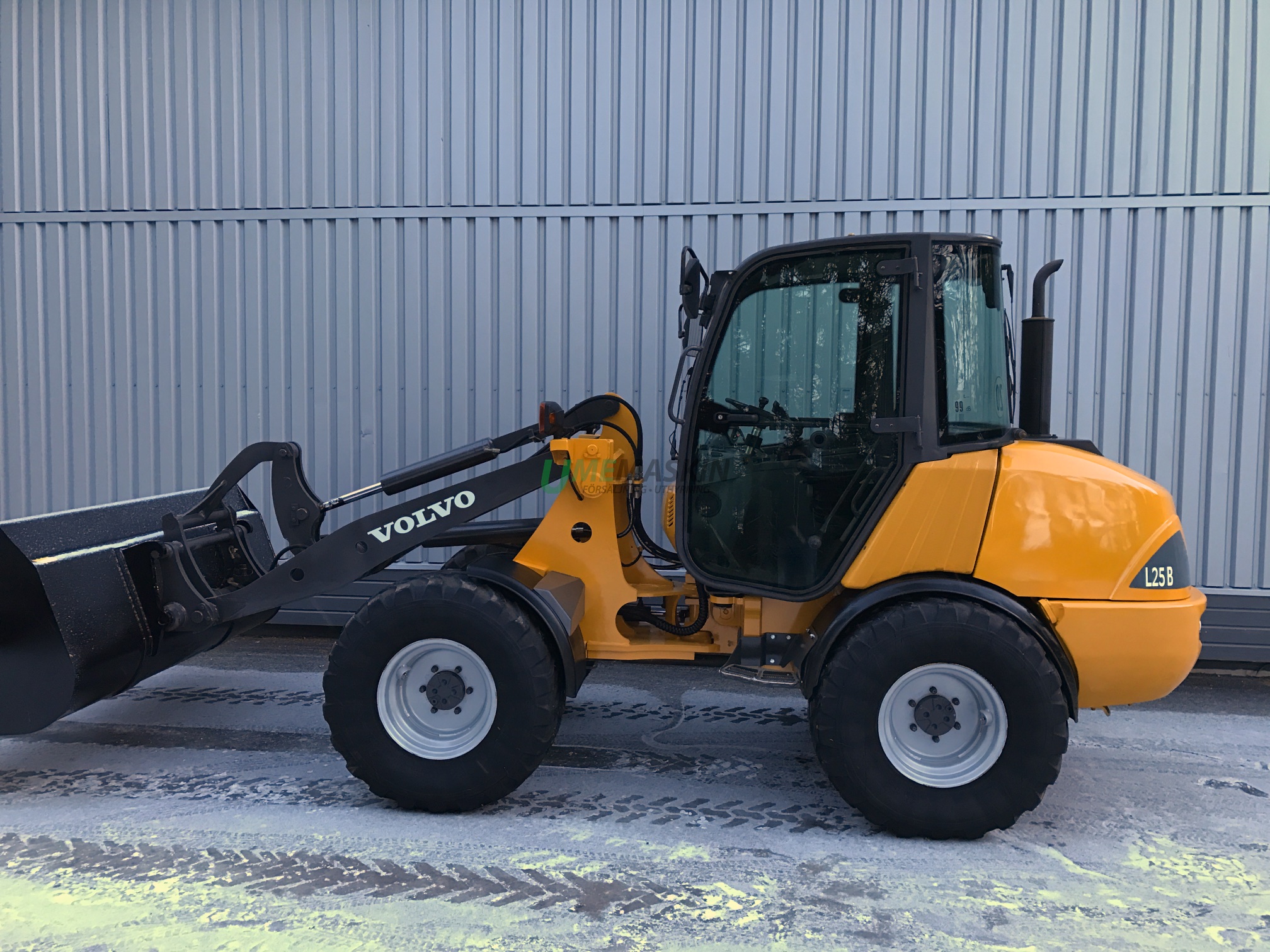 Volvo L25 -06