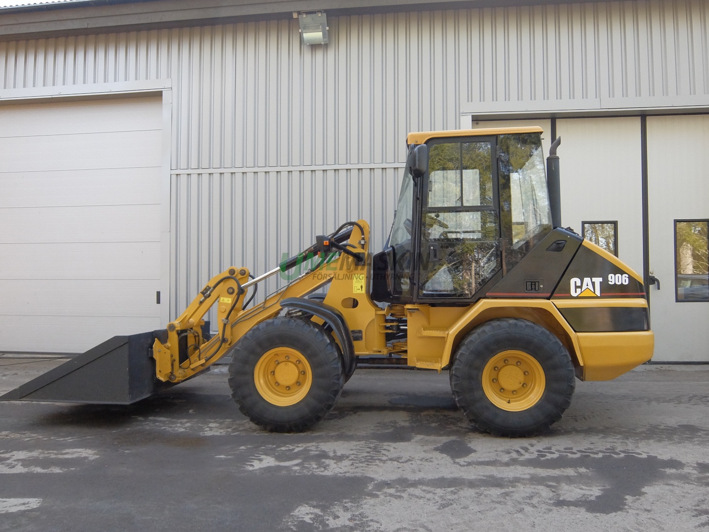 Cat 906 -03