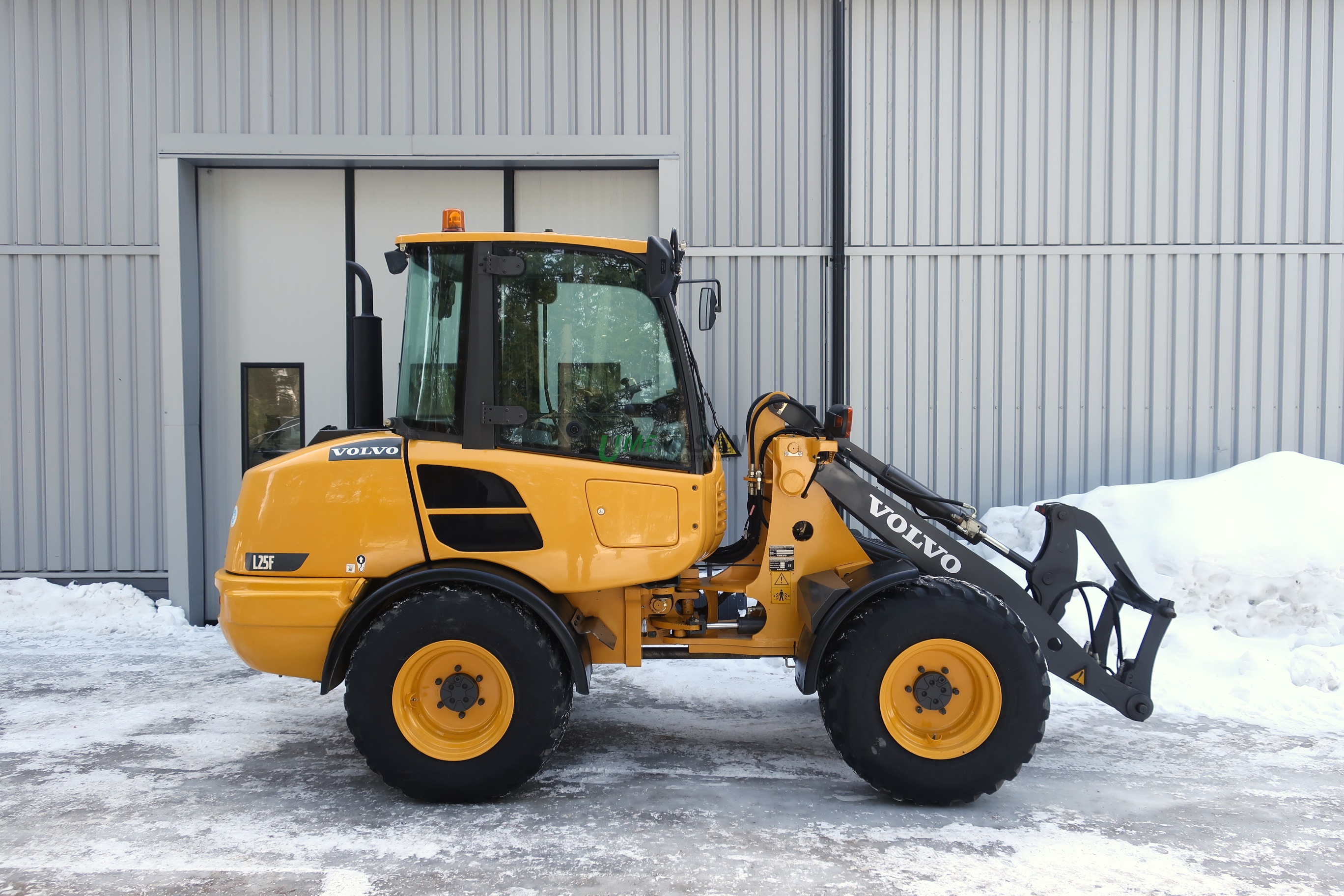 Volvo L25F -13