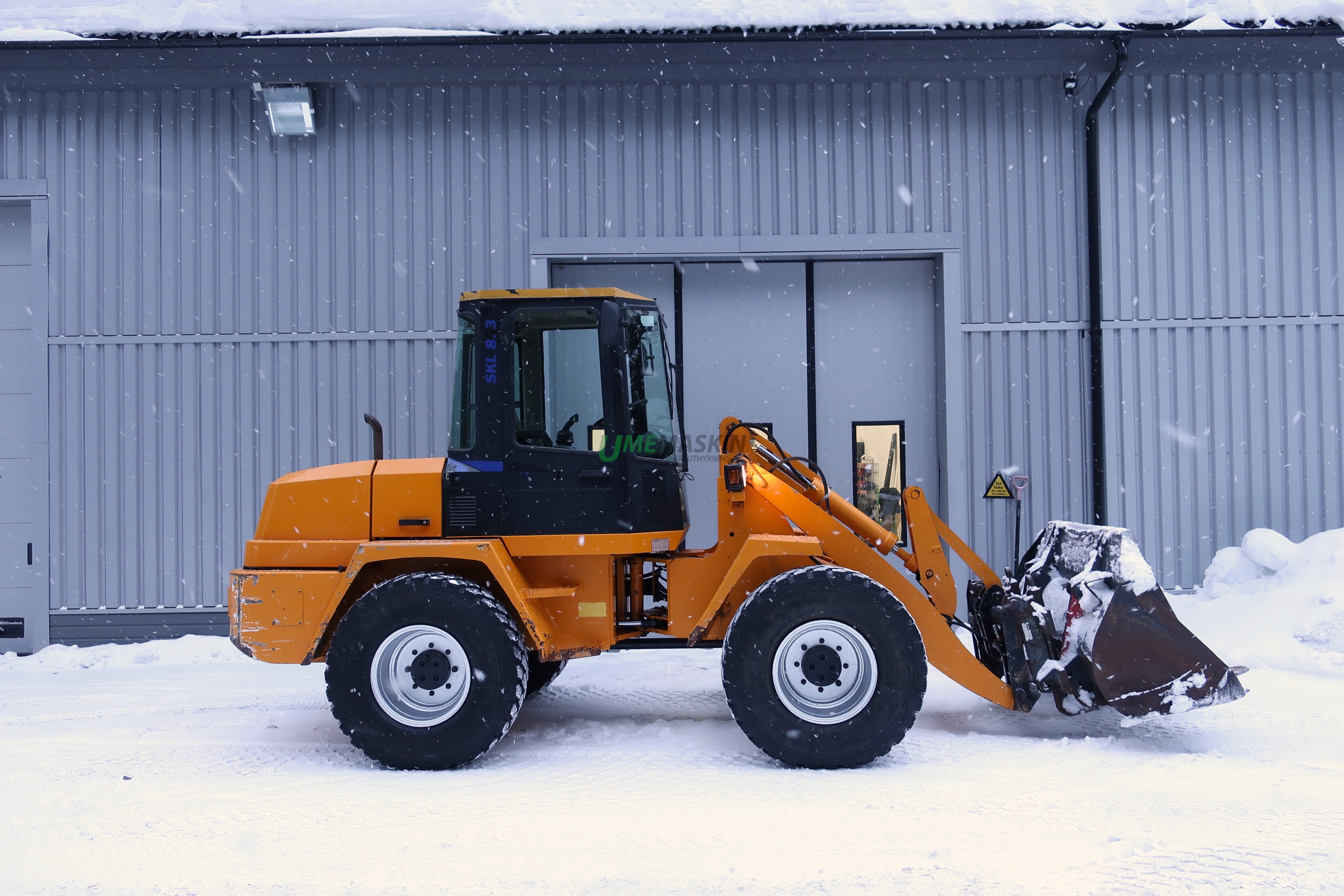 Schaeff SKL853 (Terex TL120) -00