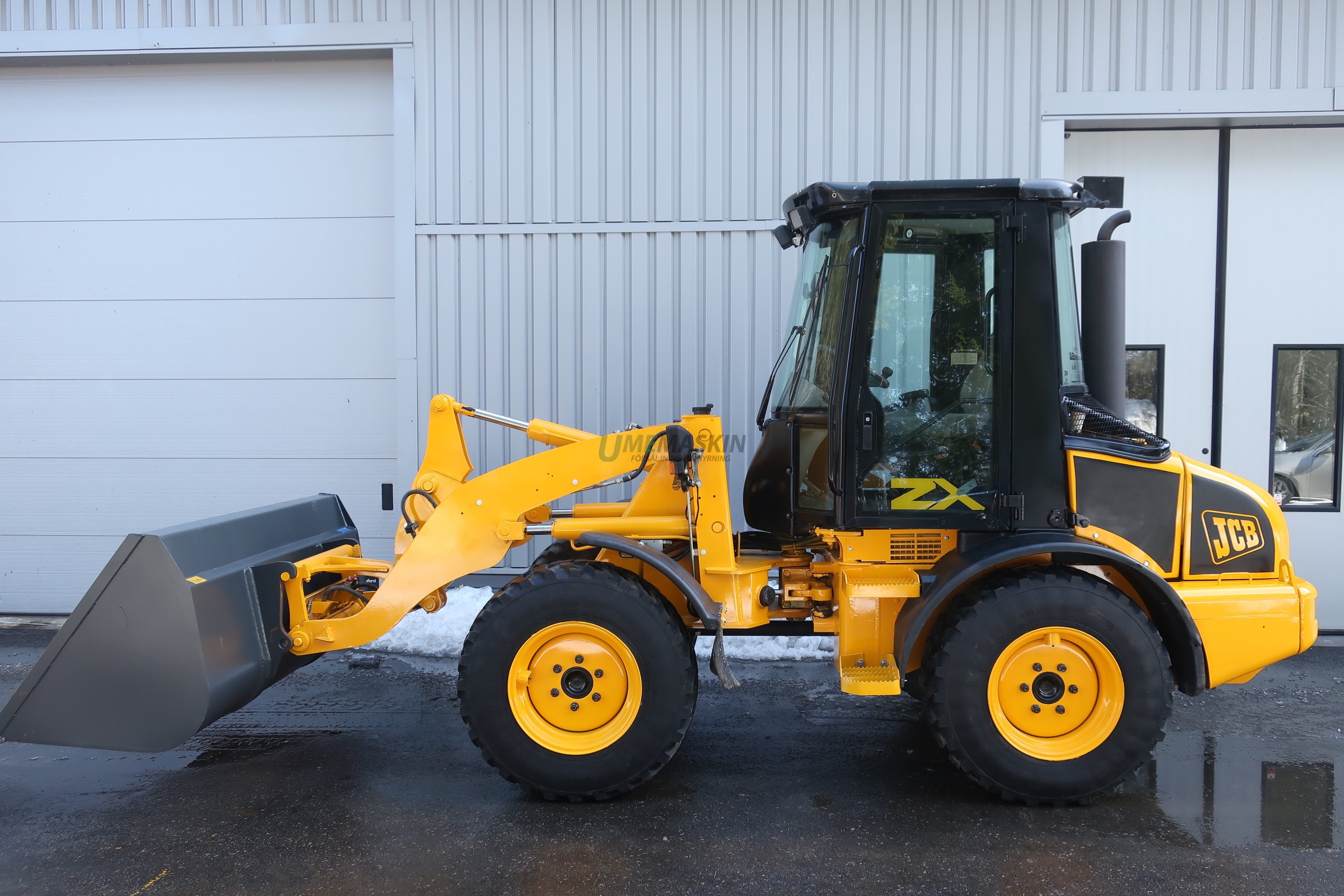 JCB 408 -07