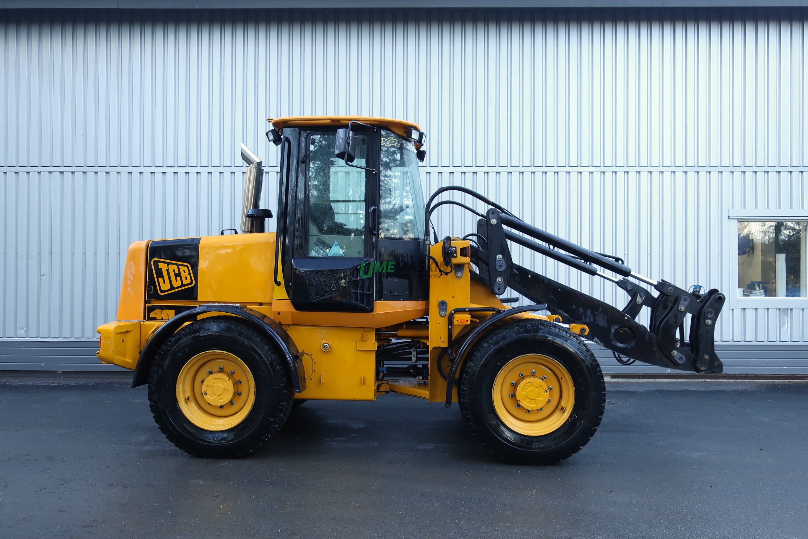 JCB 411 HT Snabbgående -02