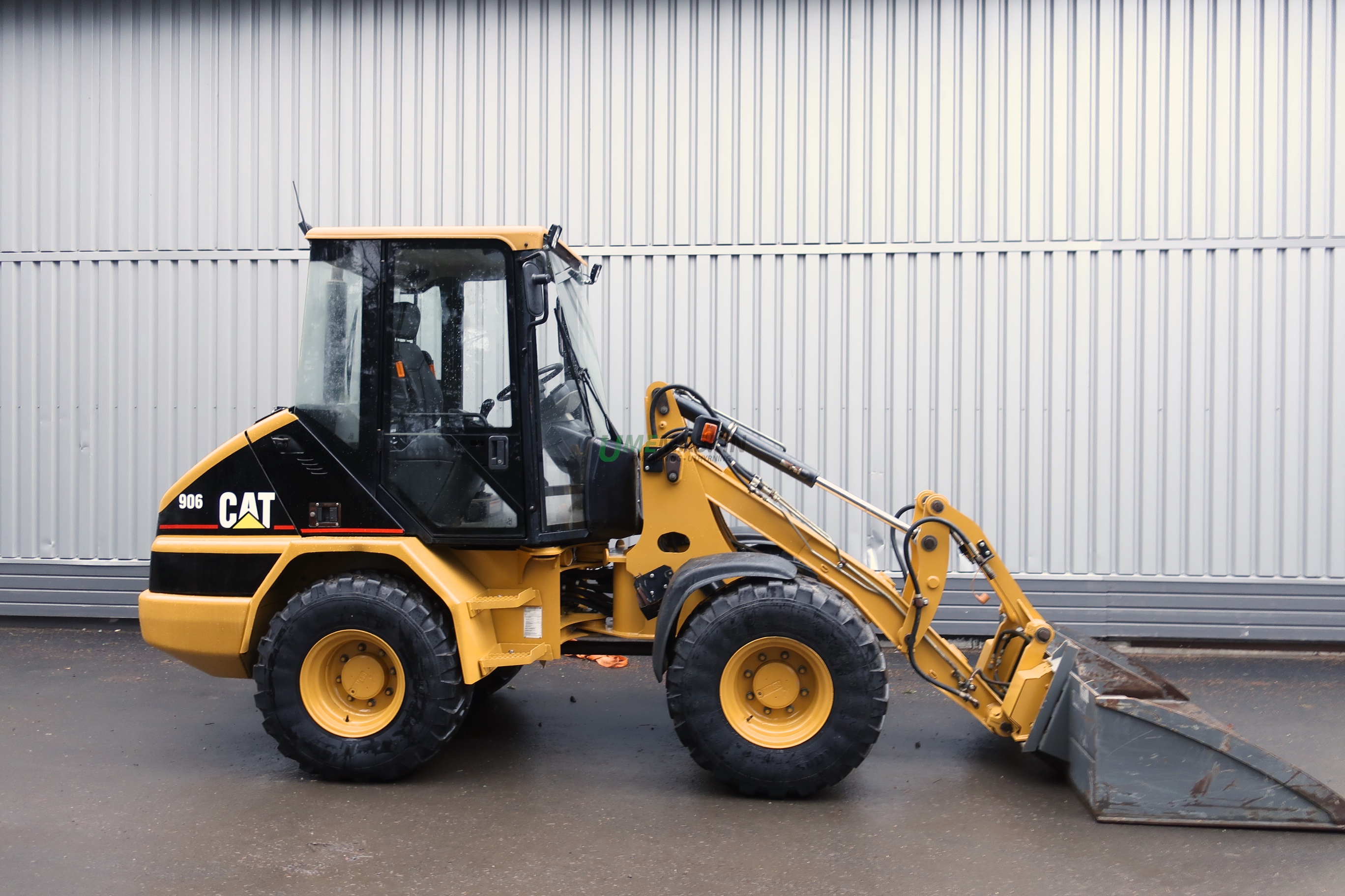 Cat 906 -03