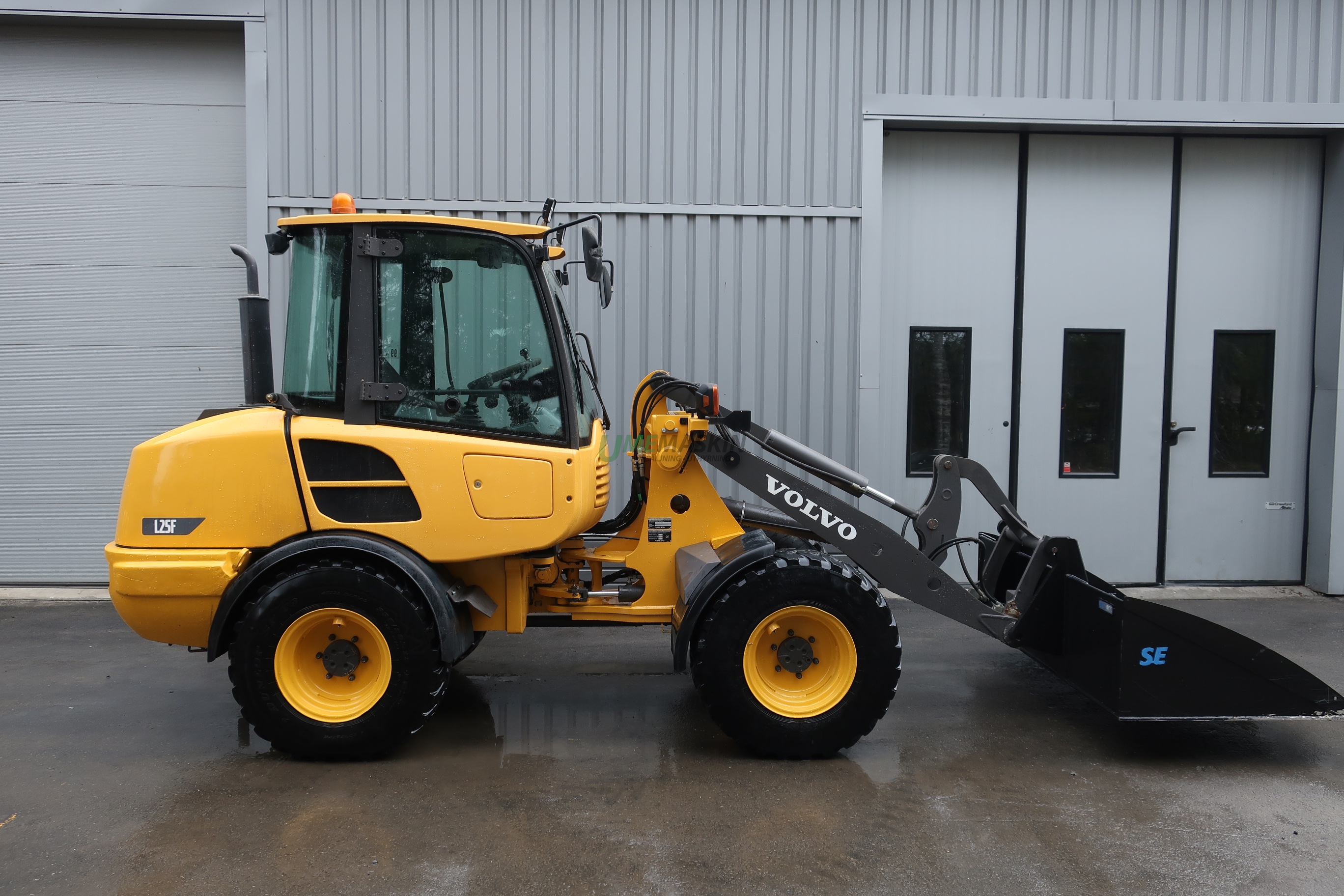 Volvo L25F -12