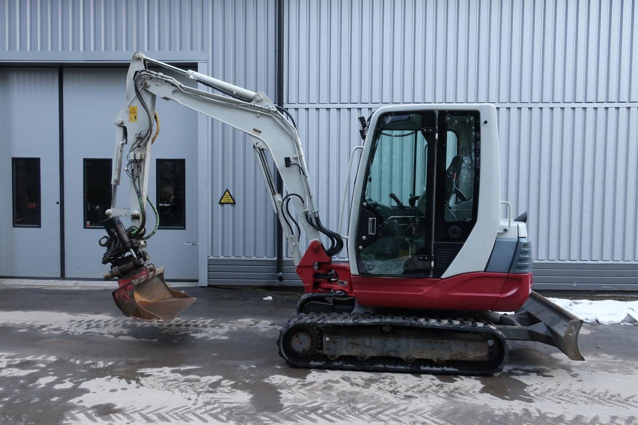 Takeuchi Take-Job TB235