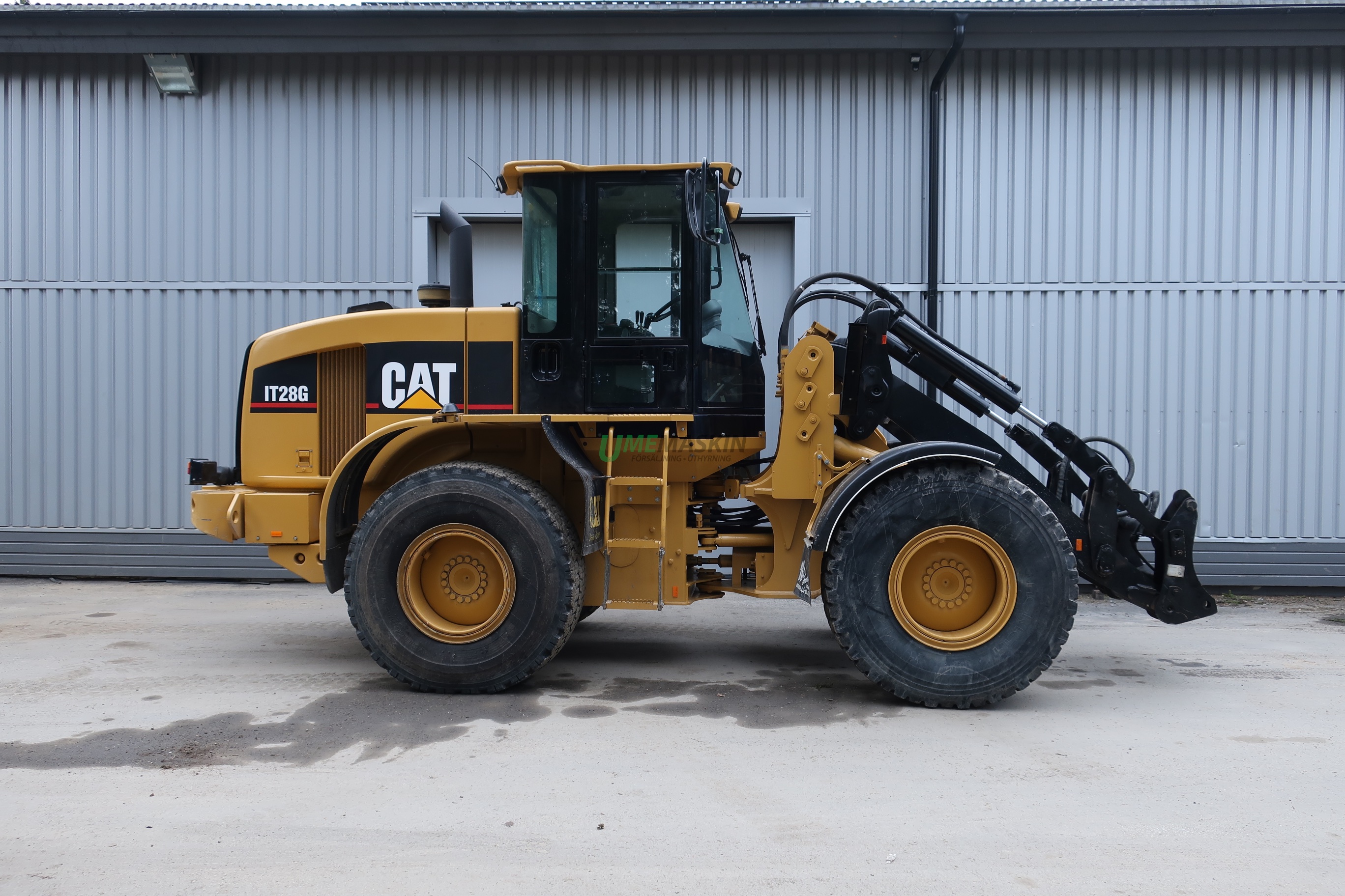 Cat IT28G -05