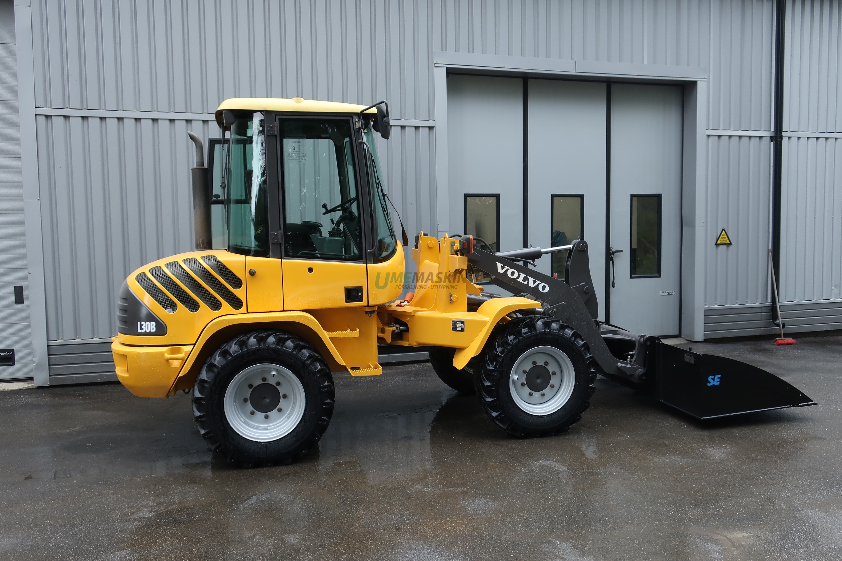Volvo L30B -01