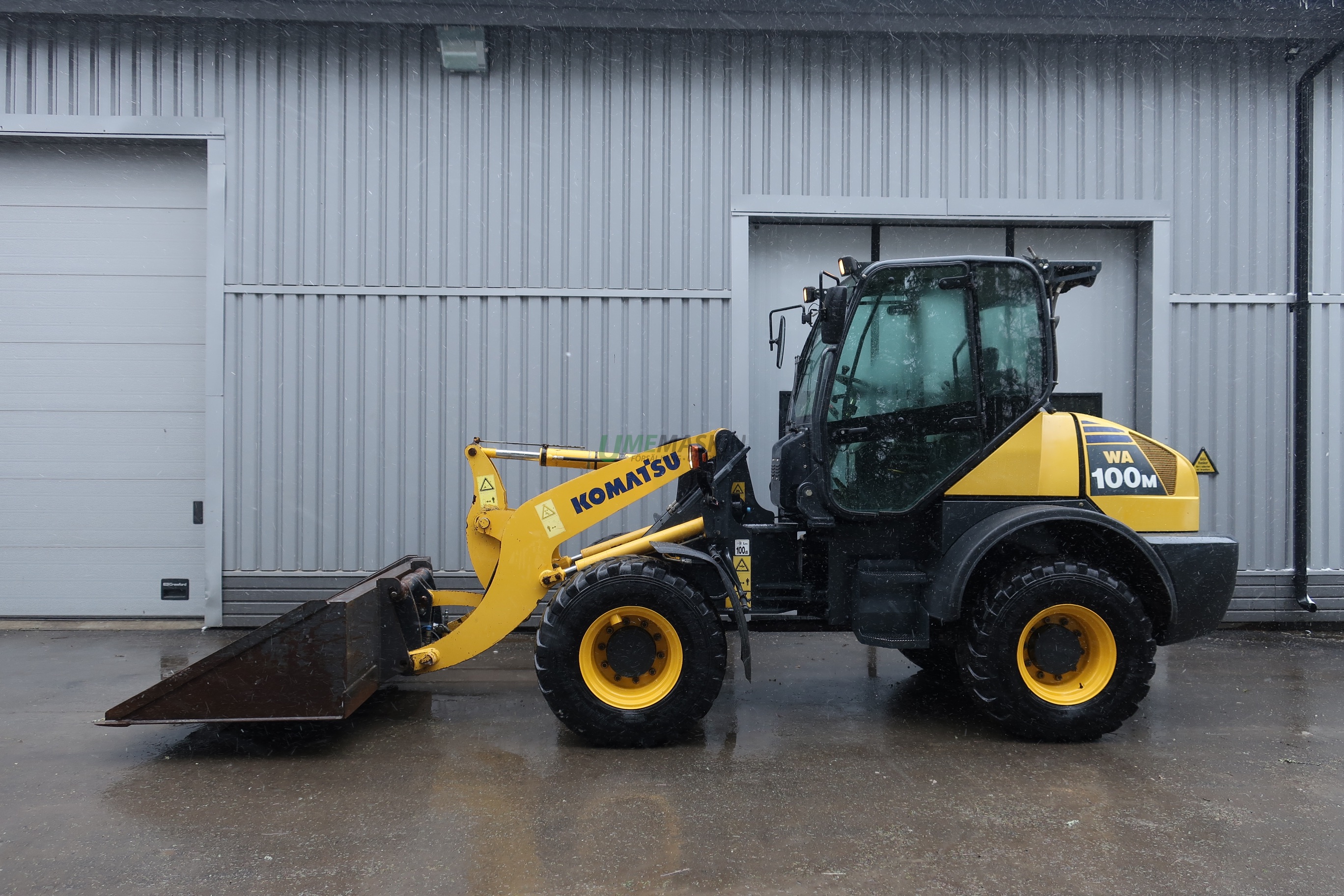 Komatsu WA100 -07