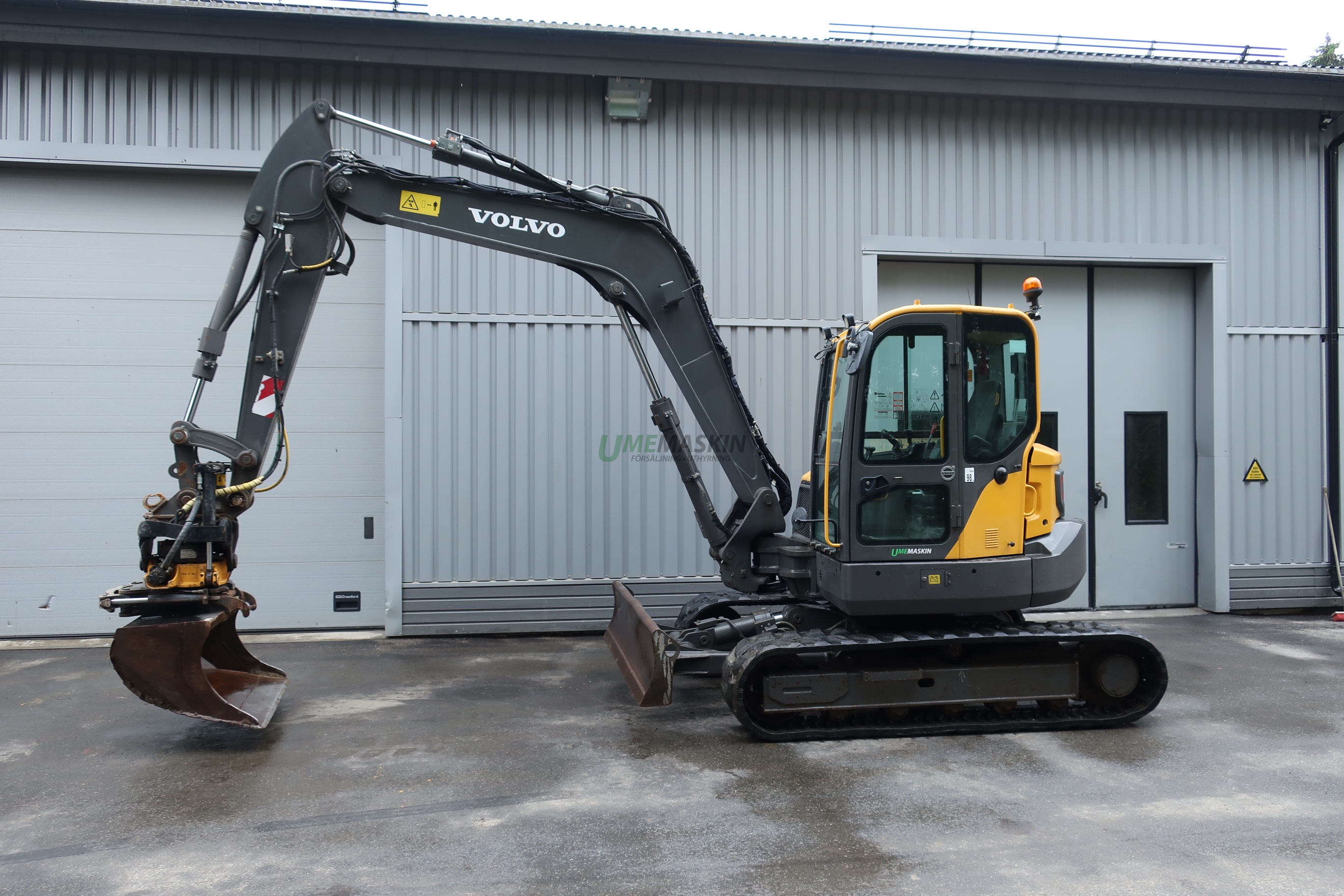 Volvo ECR88D -16
